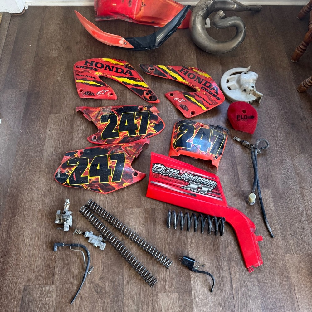 Dirt Bike and Motorcycle Parts CR 85 Outlander
